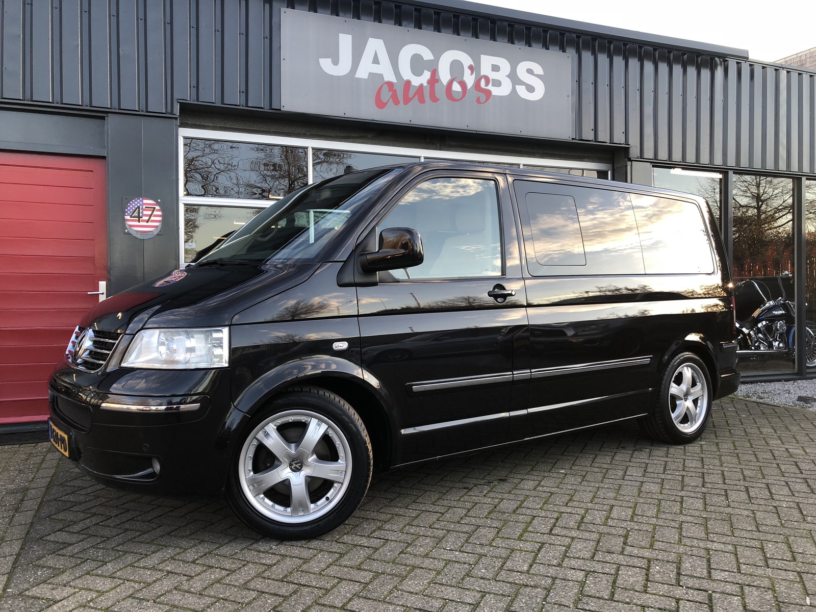 VW Transporter 2.5 tdi Caravell business occasion